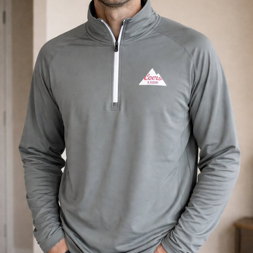 Coors Light size M, Gray Quarter-Zip Pullover, long sleeve, beer logo graphic